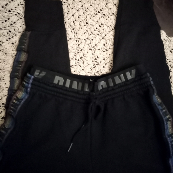 Vs Pink Tapered Joggers-NWOT - Picture 2 of 6